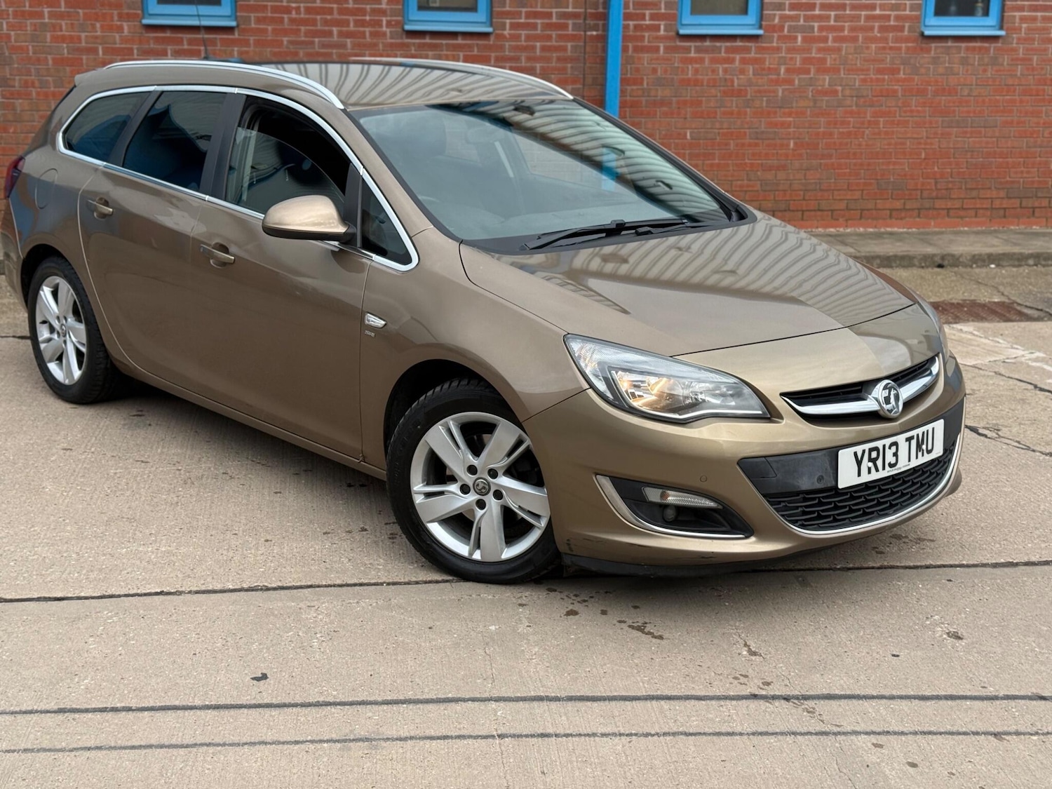 Used Vauxhall Astra 2013 for sale - 77658452: Photo 5