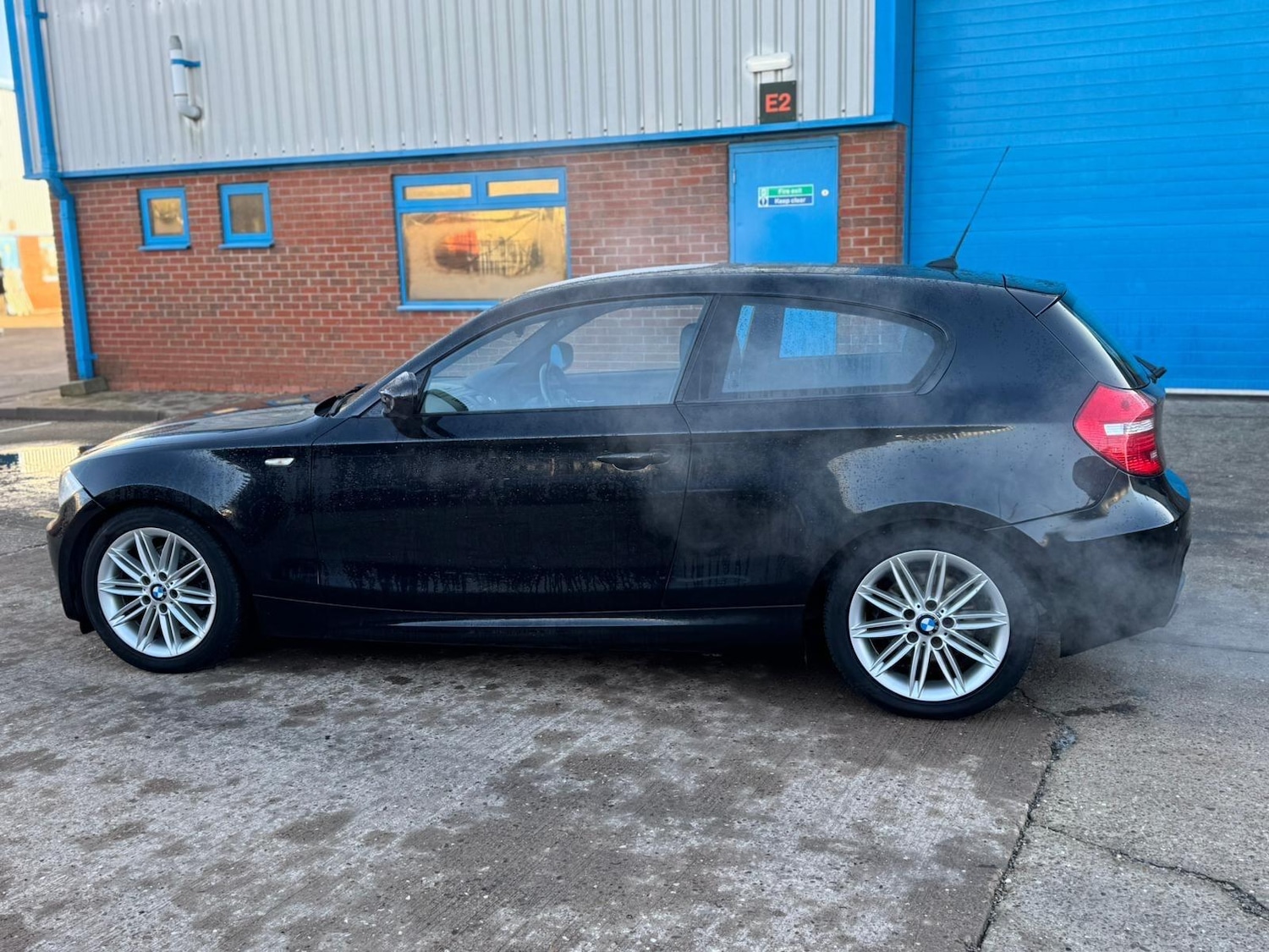 Used BMW 1 Series 2010 for sale - 76715021: Photo 3