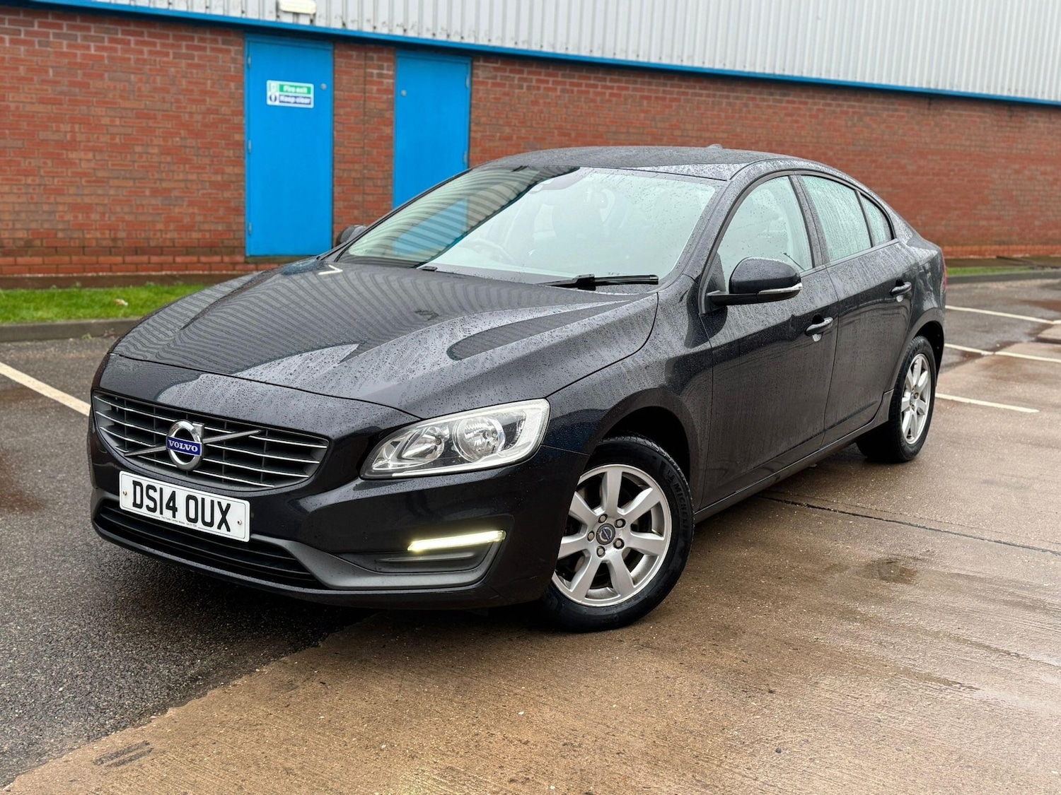 Used Volvo S60 2014 for sale - 77455474: Photo 10