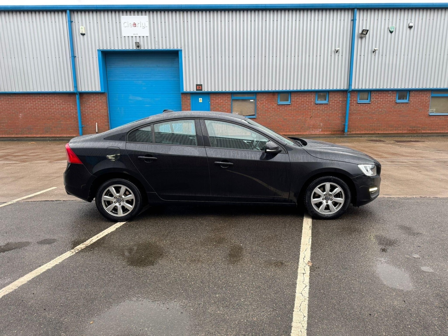 Used Volvo S60 2014 for sale - 77455474: Photo 4