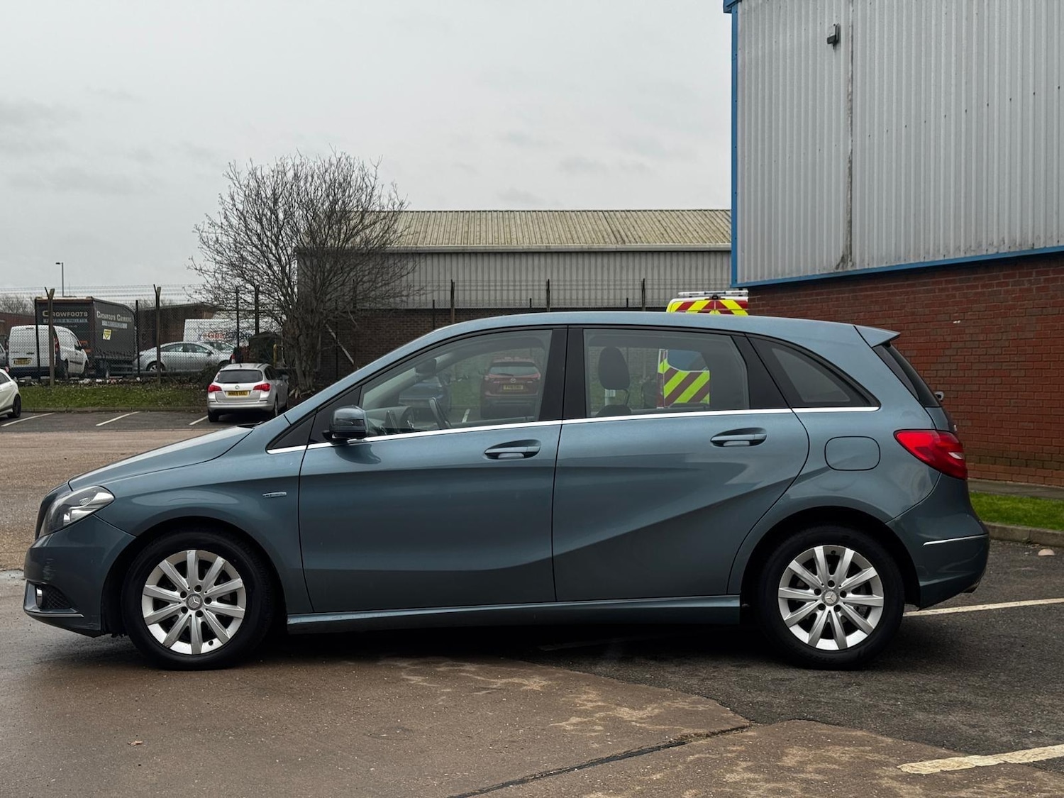 Used Mercedes-Benz B Class 2012 for sale - 77633559: Photo 3