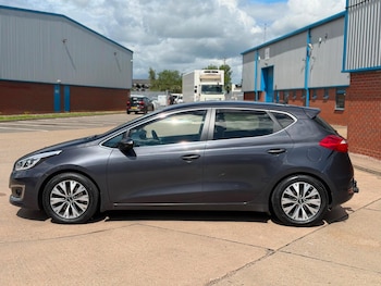Used Kia Ceed 2015 for sale - 78866999: Photo