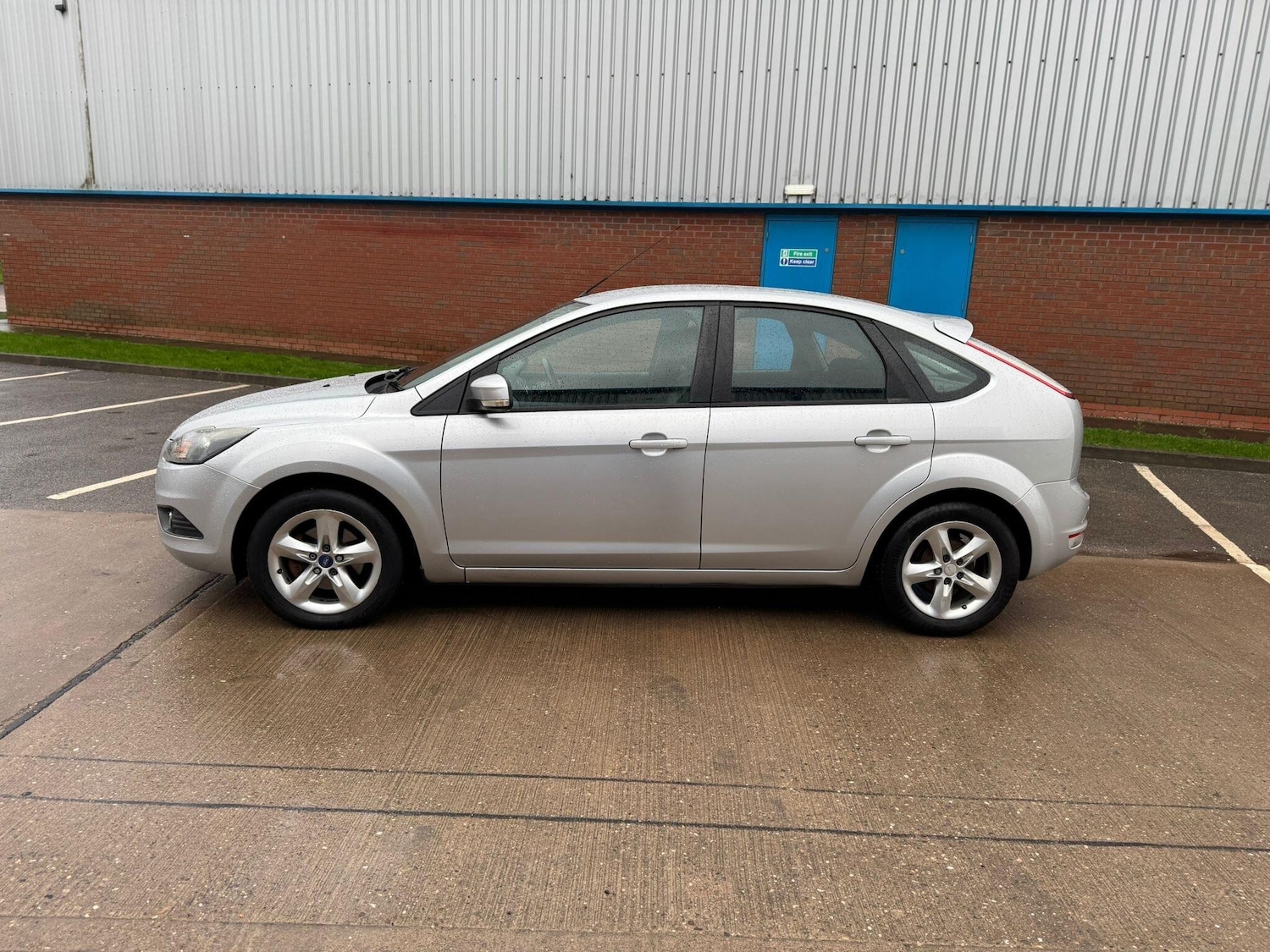Used Ford Focus for sale - 77550720: Photo 3