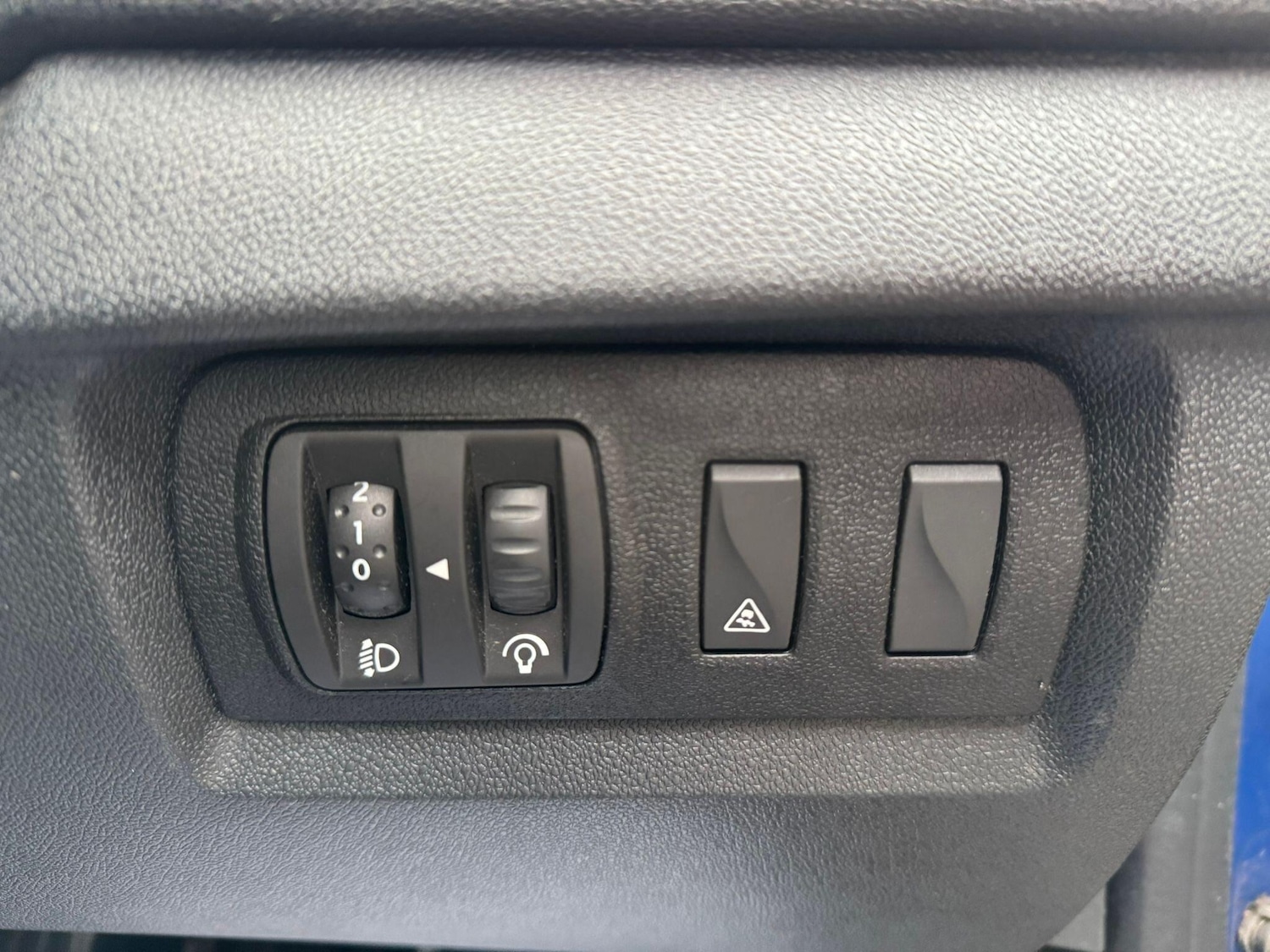 Used Renault Megane 2011 for sale - 77203910: Photo 15