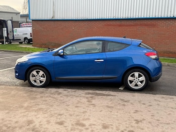 Used Renault Megane 2011 for sale - 77203910: Photo