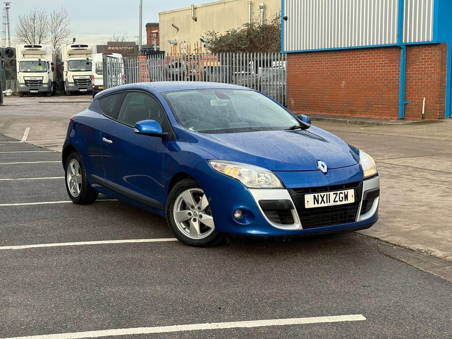 Used Renault Megane 2011 for sale - 77203910: Photo 7