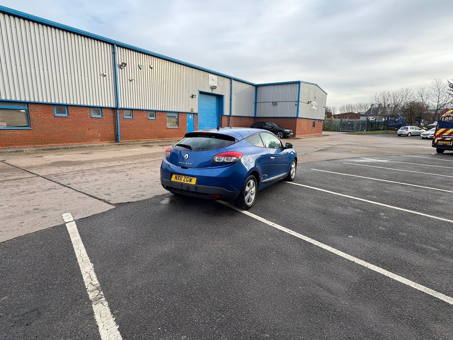 Used Renault Megane 2011 for sale - 77203910: Photo 9