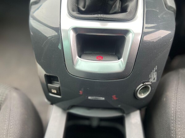 Used Peugeot 5008 2012 for sale - 76239266: Photo 19
