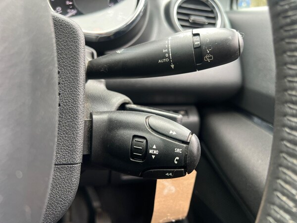 Used Peugeot 5008 2012 for sale - 76239266: Photo 22