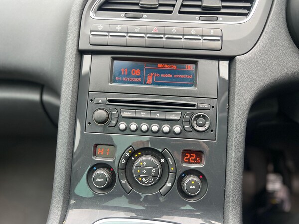 Used Peugeot 5008 2012 for sale - 76239266: Photo 24