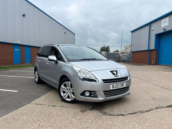Used Peugeot 5008 2012 for sale - 76239266: Photo 5
