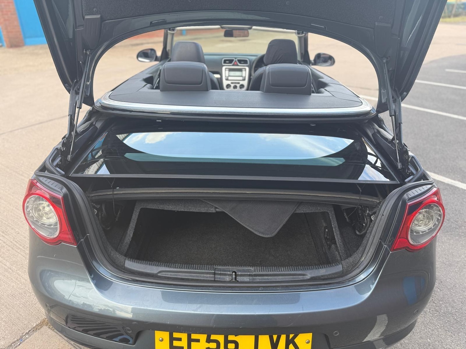 Vehicle 29