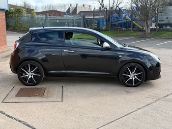 Used Alfa Romeo MiTo 2014 for sale - 77892438: Photo