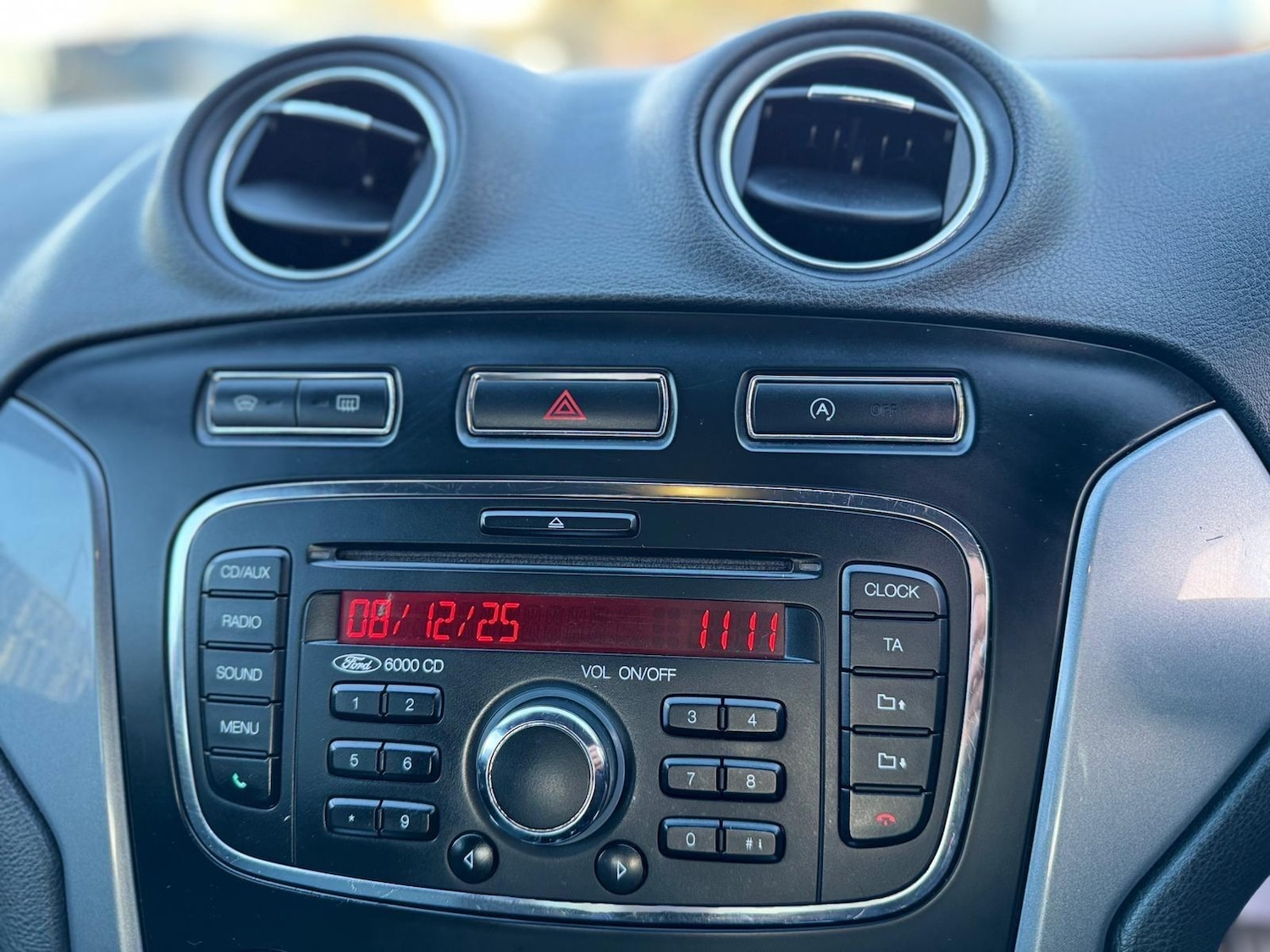 Used Ford Mondeo 2012 for sale - 76887265: Photo 22