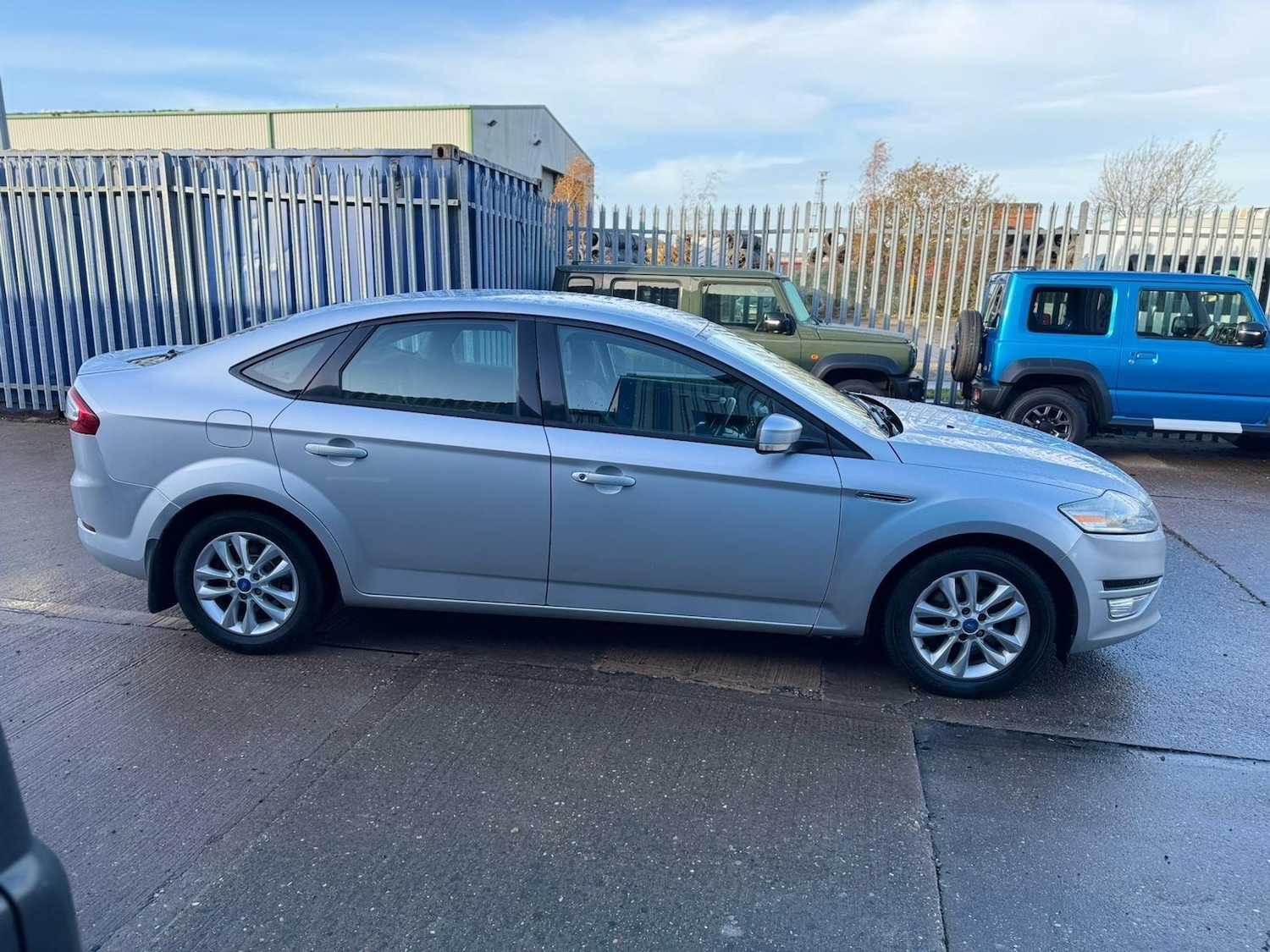 Used Ford Mondeo 2012 for sale - 76887265: Photo 3
