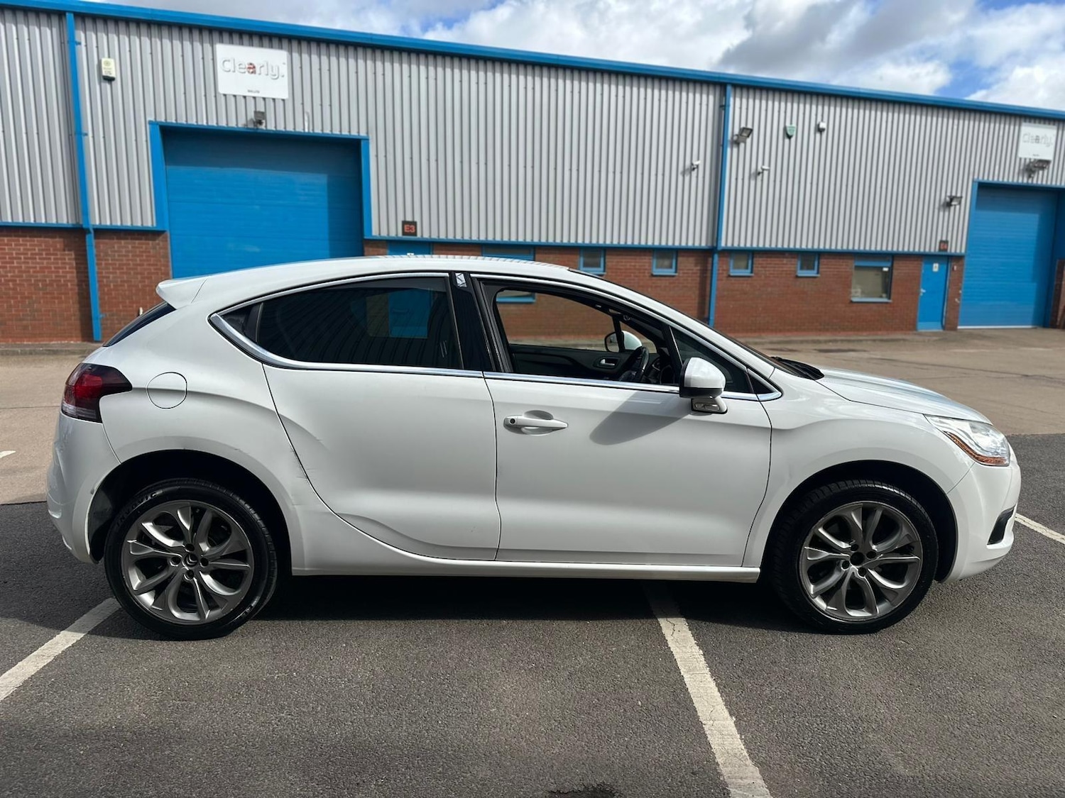 Vehicle 4