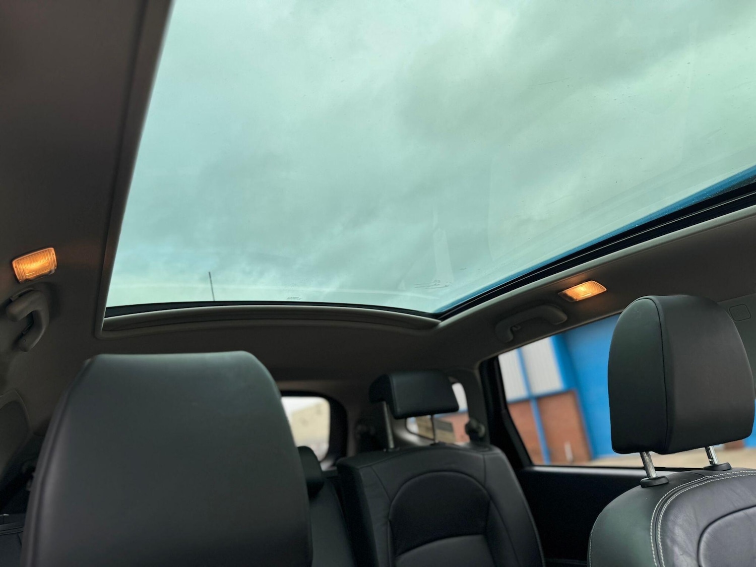 Used Nissan Qashqai+2 2011 for sale - 76472772: Photo 23