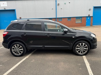 Used Nissan Qashqai+2 2011 for sale - 76472772: Photo