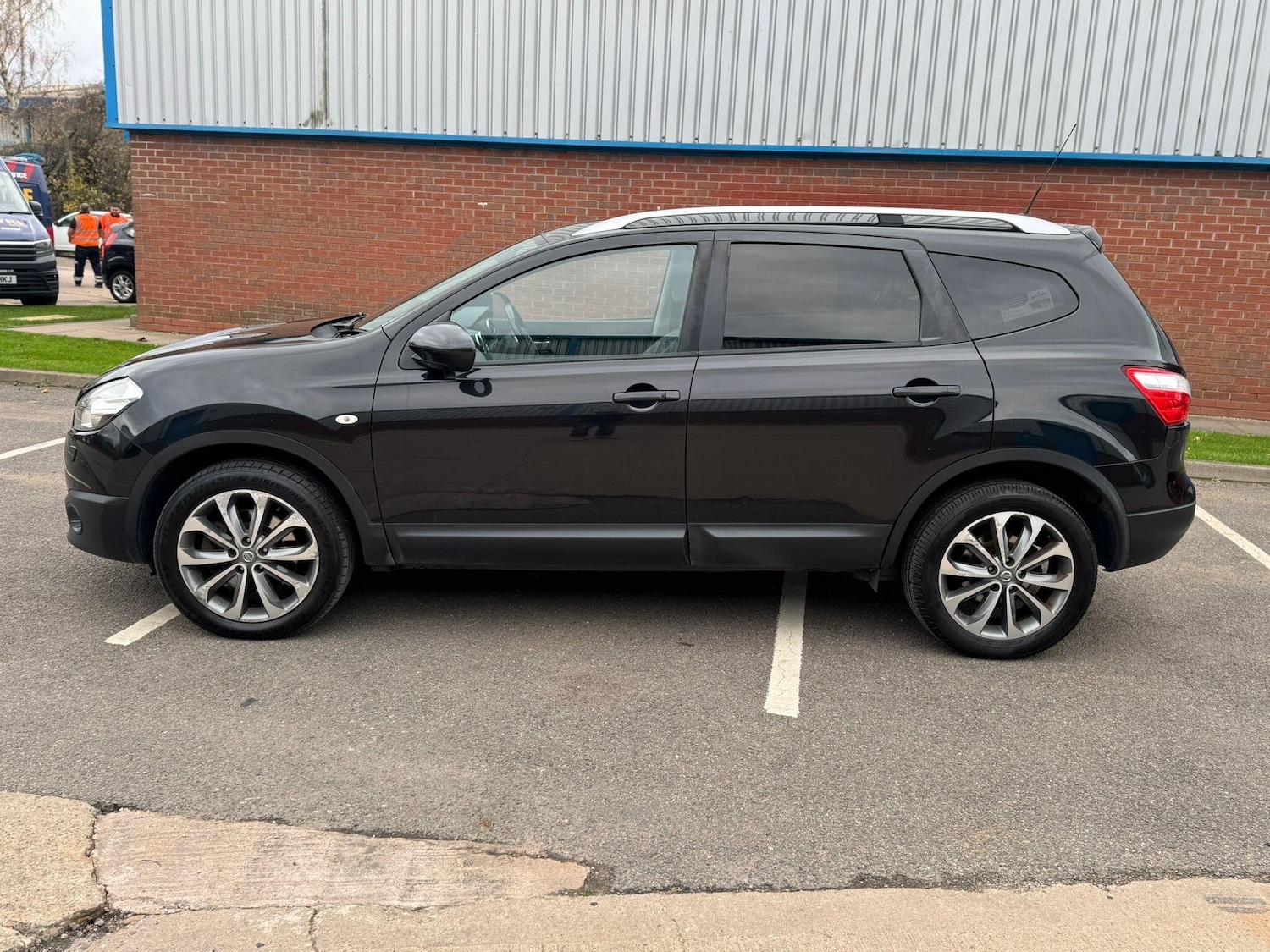 Used Nissan Qashqai+2 2011 for sale - 76472772: Photo 4