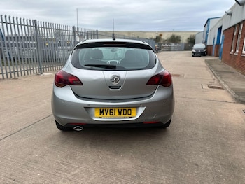 Used Vauxhall Astra 2011 for sale - 78637012: Photo