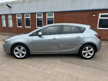 Used Vauxhall Astra 2011 for sale - 78637012: Photo