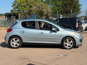 Used Peugeot 207 2011 for sale - 79225090: Photo