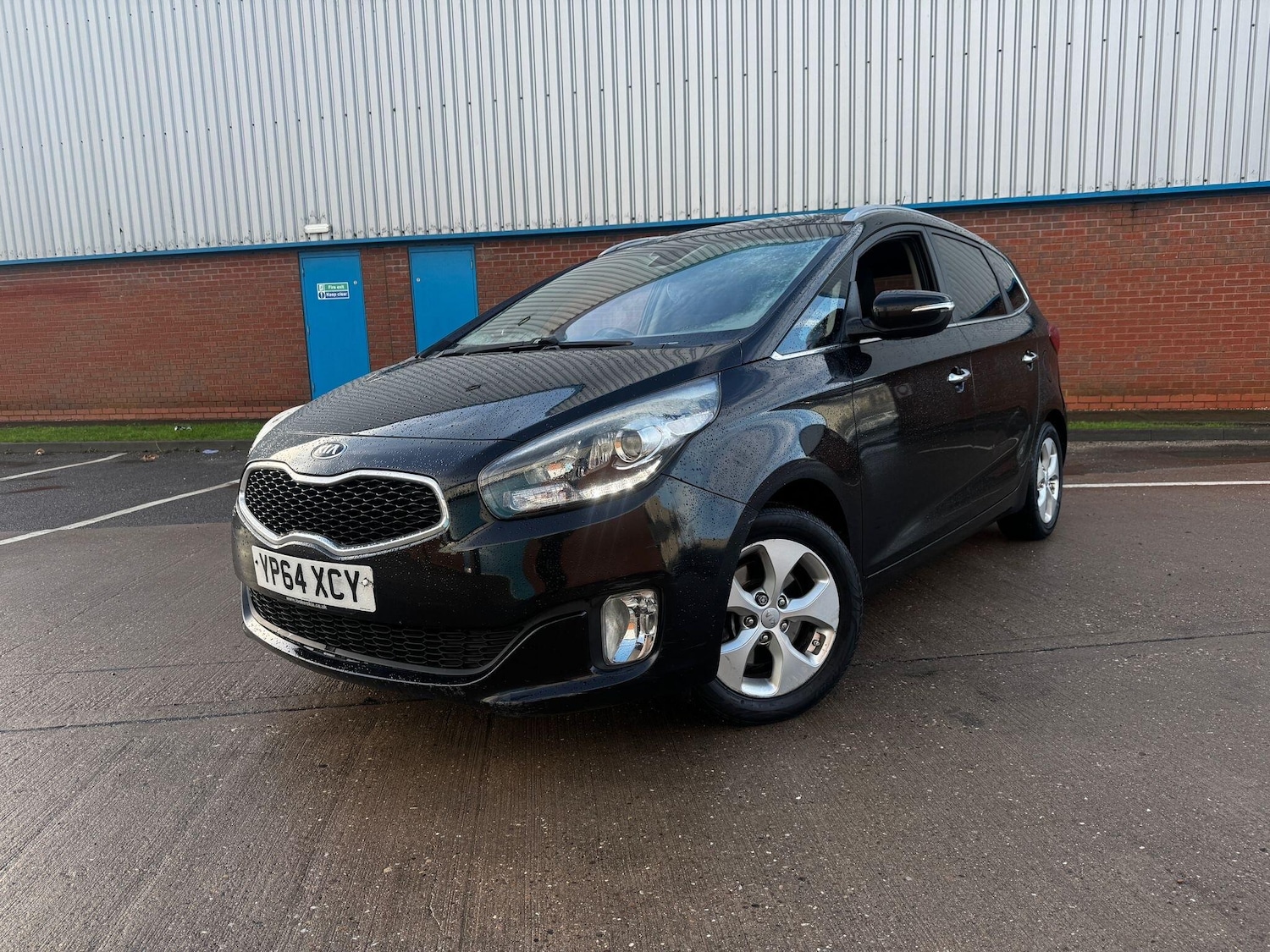 Used Kia Carens 2015 for sale - 77268036: Photo 10