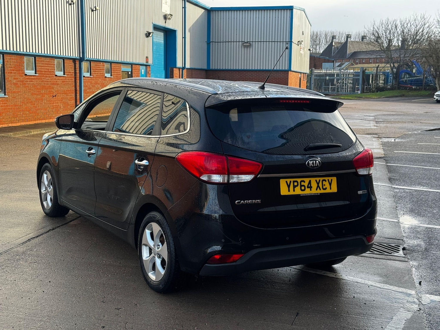 Used Kia Carens 2015 for sale - 77268036: Photo 11