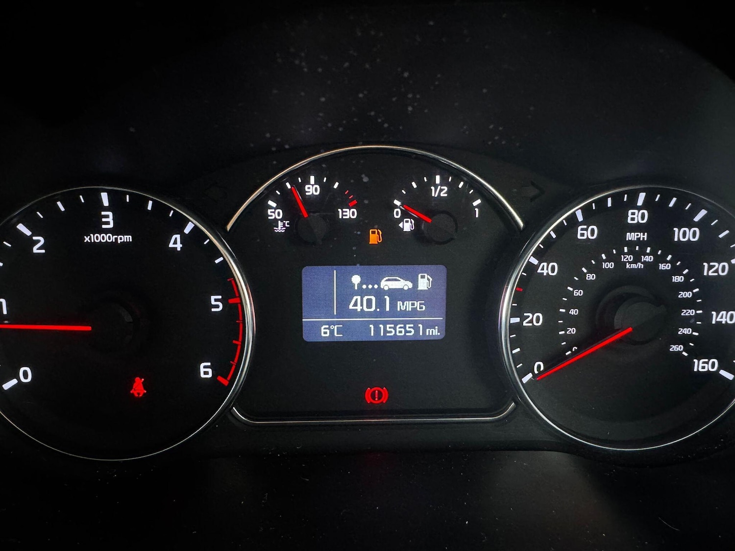 Used Kia Carens 2015 for sale - 77268036: Photo 19