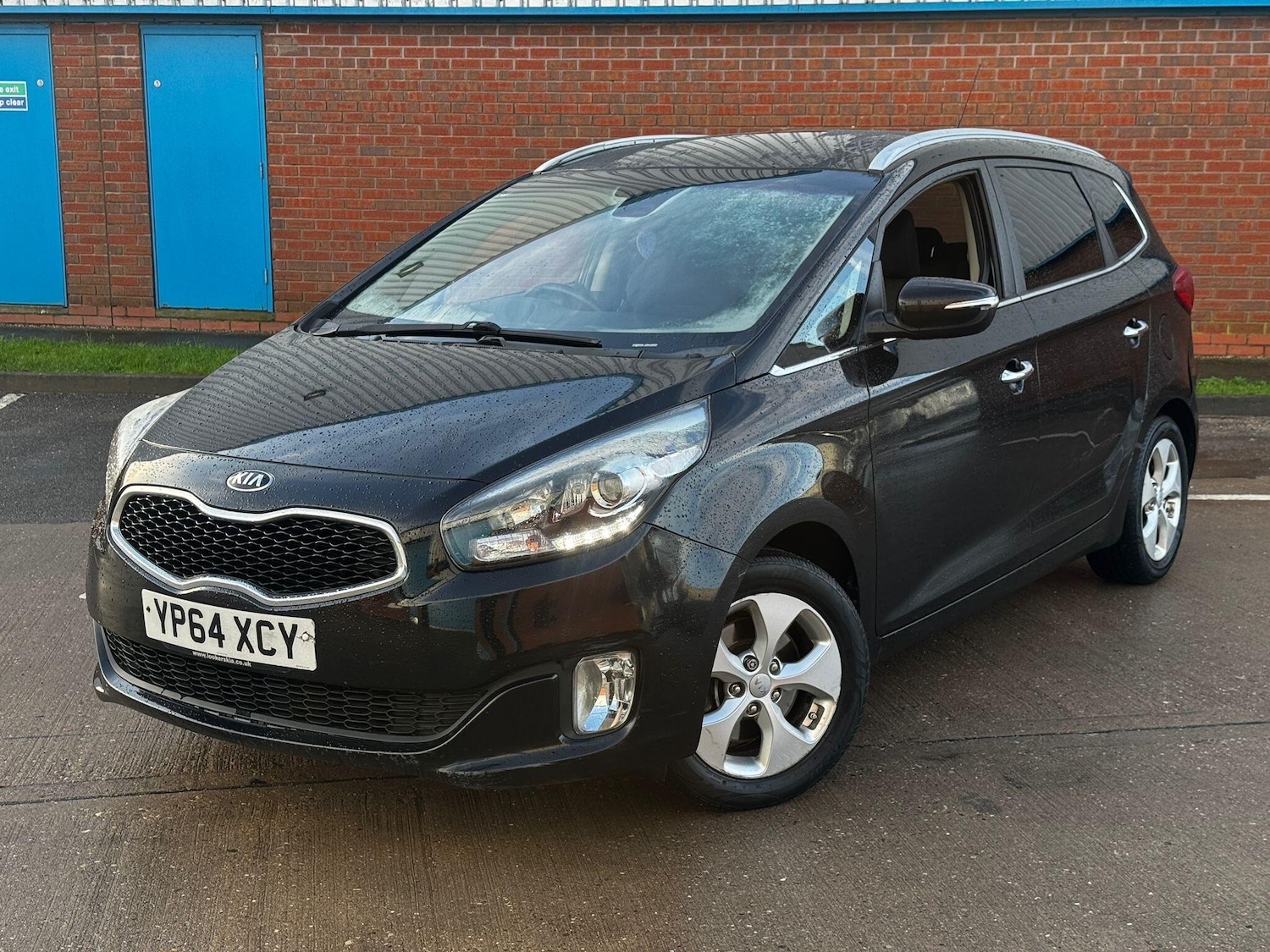 Used Kia Carens 2015 for sale - 77268036: Photo 5