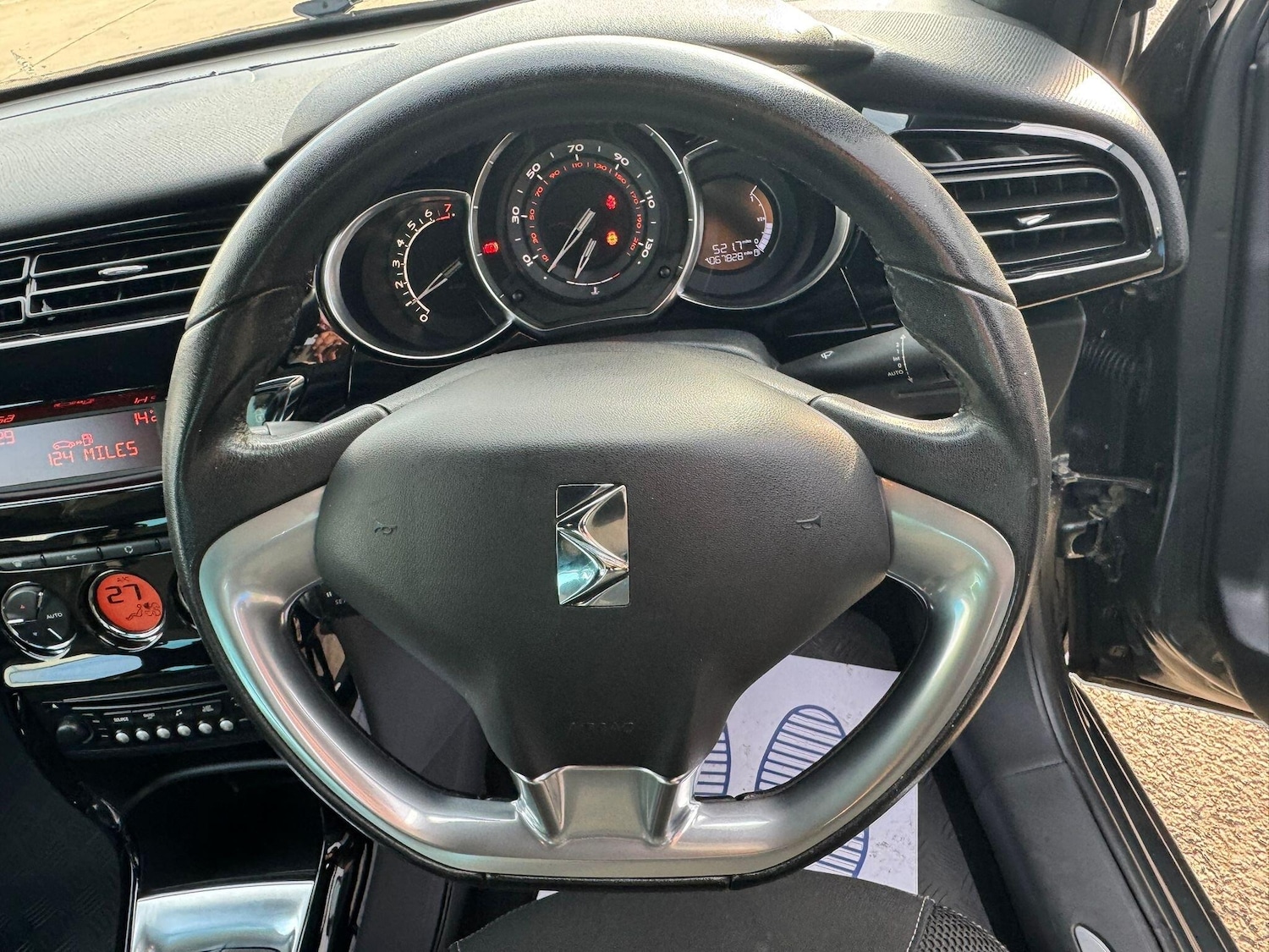 Used Citroen DS3 2013 for sale - 76499448: Photo 15