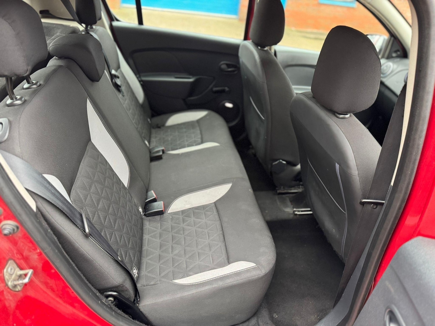 Used Dacia Sandero Stepway 2014 for sale - 77386863: Photo 13