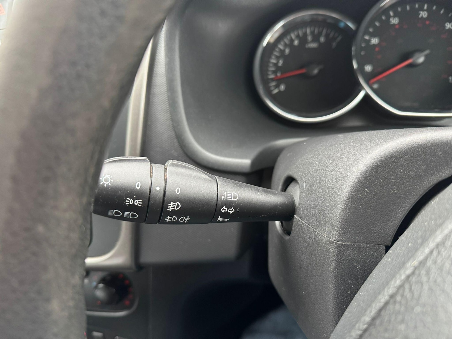 Used Dacia Sandero Stepway 2014 for sale - 77386863: Photo 23