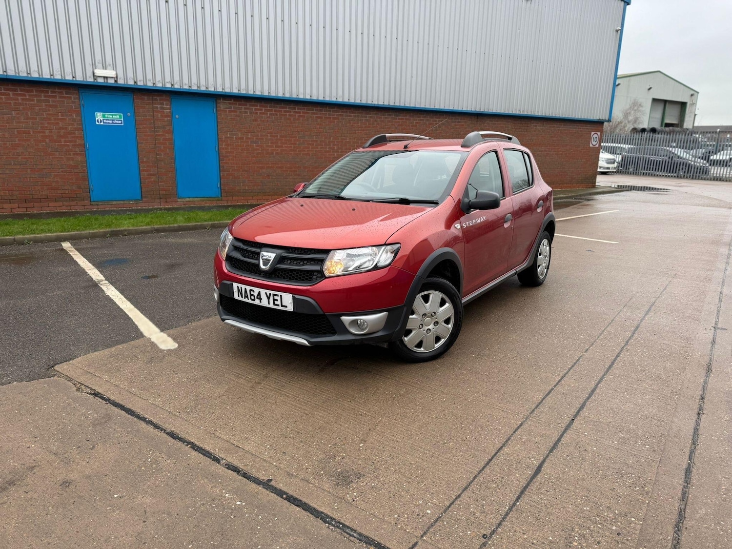 Used Dacia Sandero Stepway 2014 for sale - 77386863: Photo 5