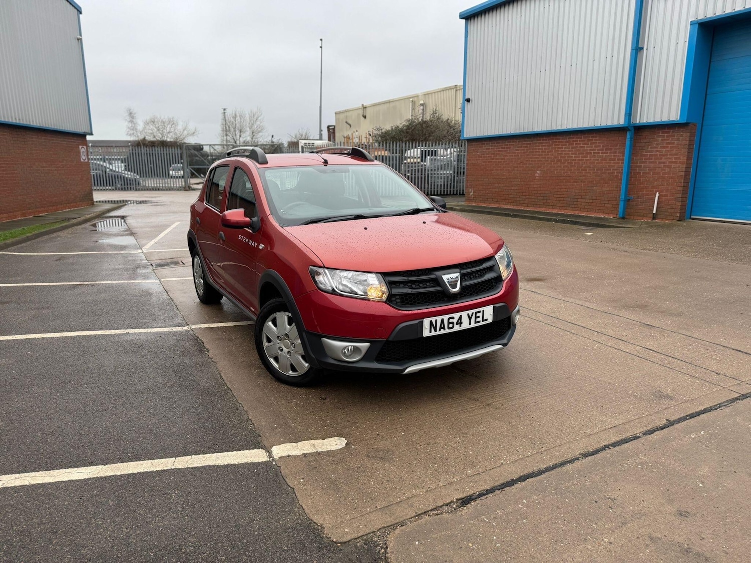 Used Dacia Sandero Stepway 2014 for sale - 77386863: Photo 6