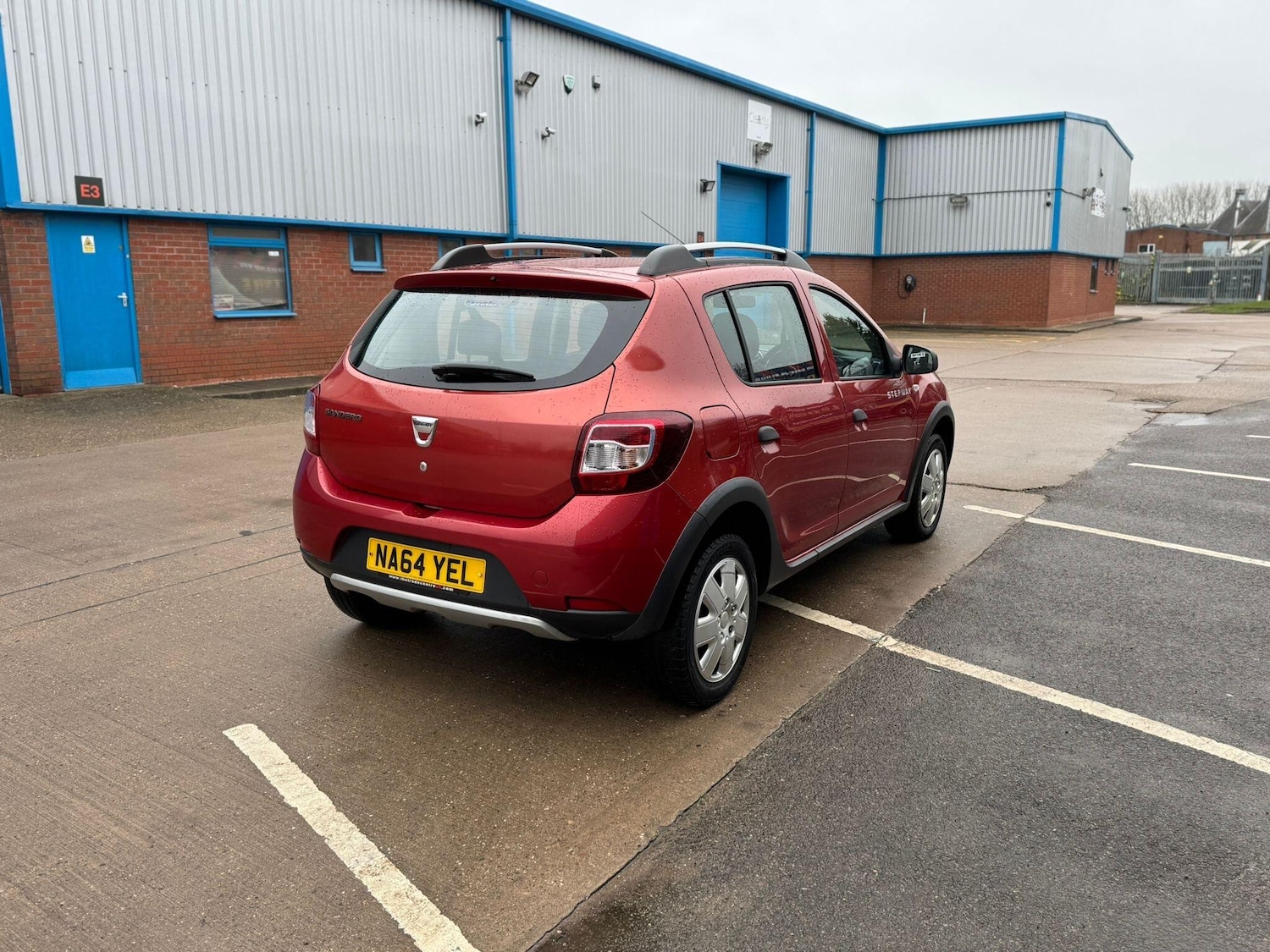 Used Dacia Sandero Stepway 2014 for sale - 77386863: Photo 8