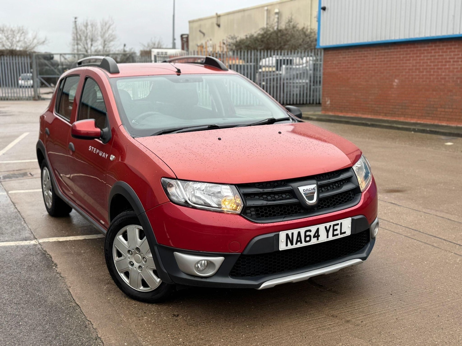 Used Dacia Sandero Stepway 2014 for sale - 77386863: Photo 9