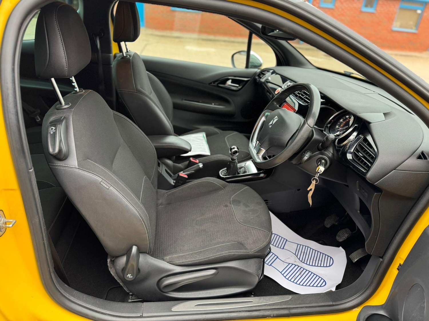 Used Citroen DS3 2015 for sale - 76457704: Photo 11