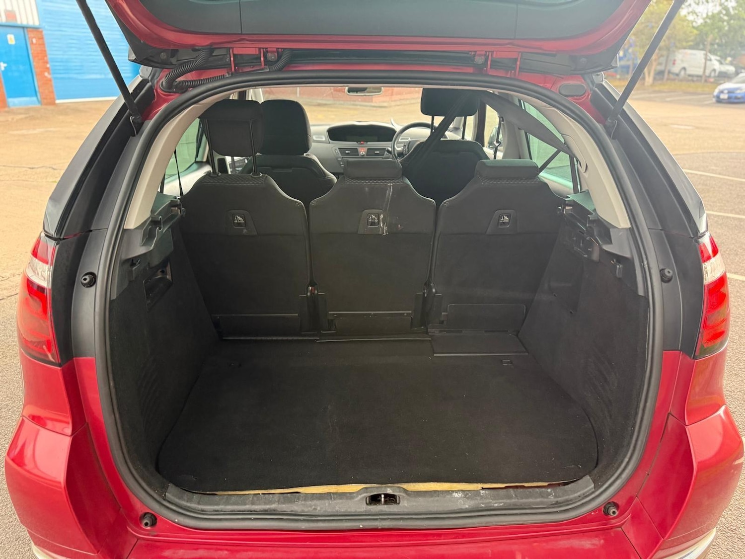 Vehicle 27