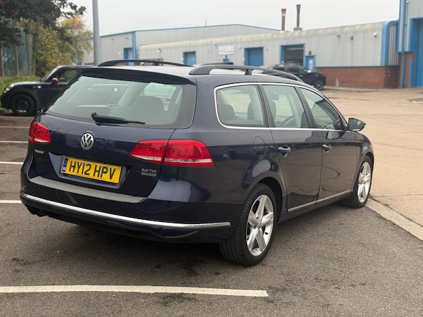 Used Volkswagen Passat 2012 for sale - 76270589: Photo 10