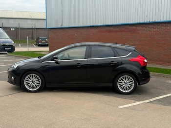 Used Ford Focus 2013 for sale - 76644644: Photo
