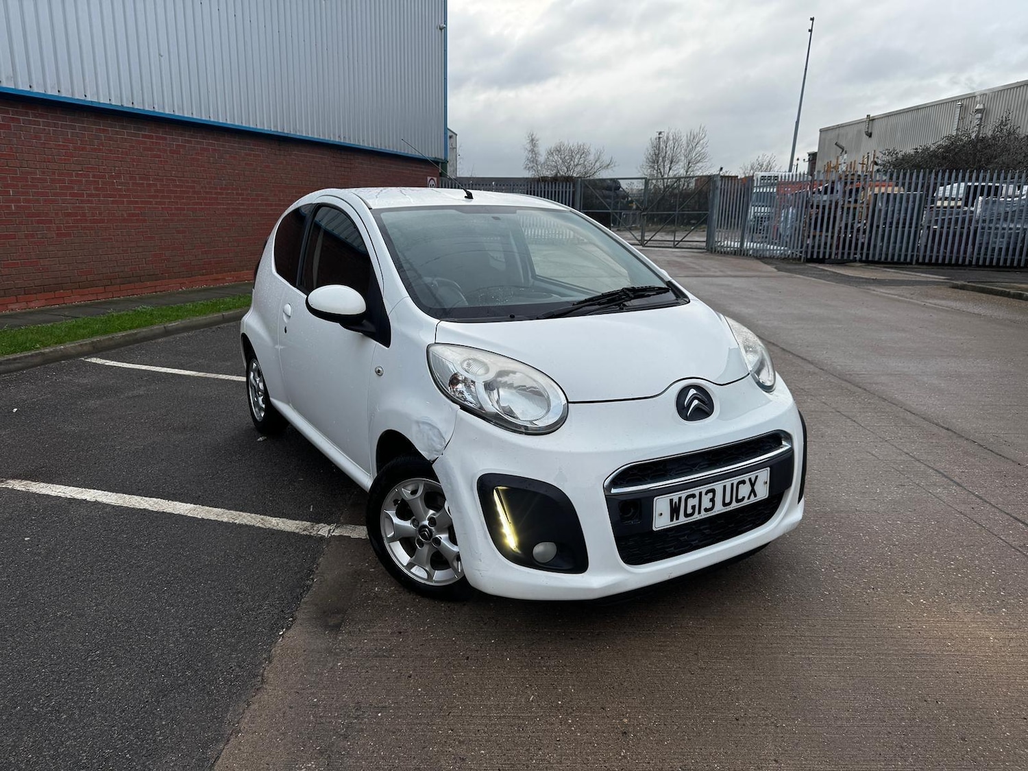 Used Citroen C1 2013 for sale - 77386320: Photo 6