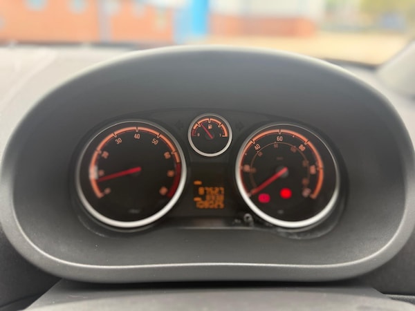 Used Vauxhall Corsa 2013 for sale - 75589335: Photo 15
