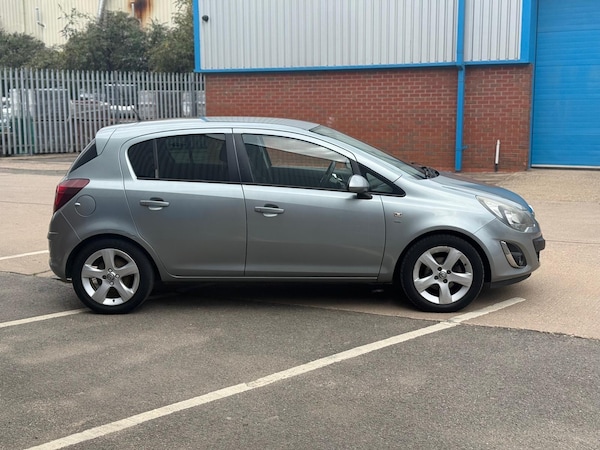 Used Vauxhall Corsa 2013 for sale - 75589335: Photo 4