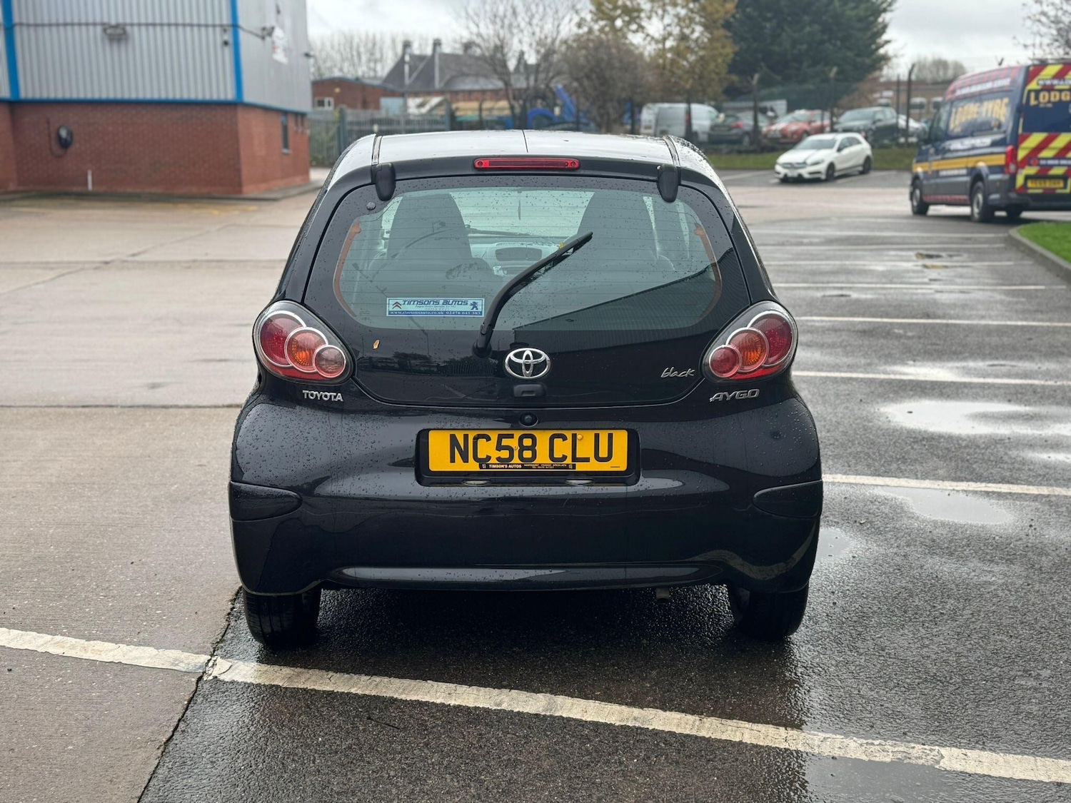 Used Toyota AYGO 2009 for sale - 76550548: Photo 2