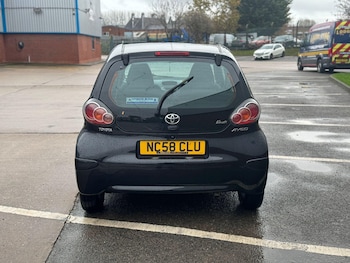 Used Toyota AYGO 2009 for sale - 76550548: Photo