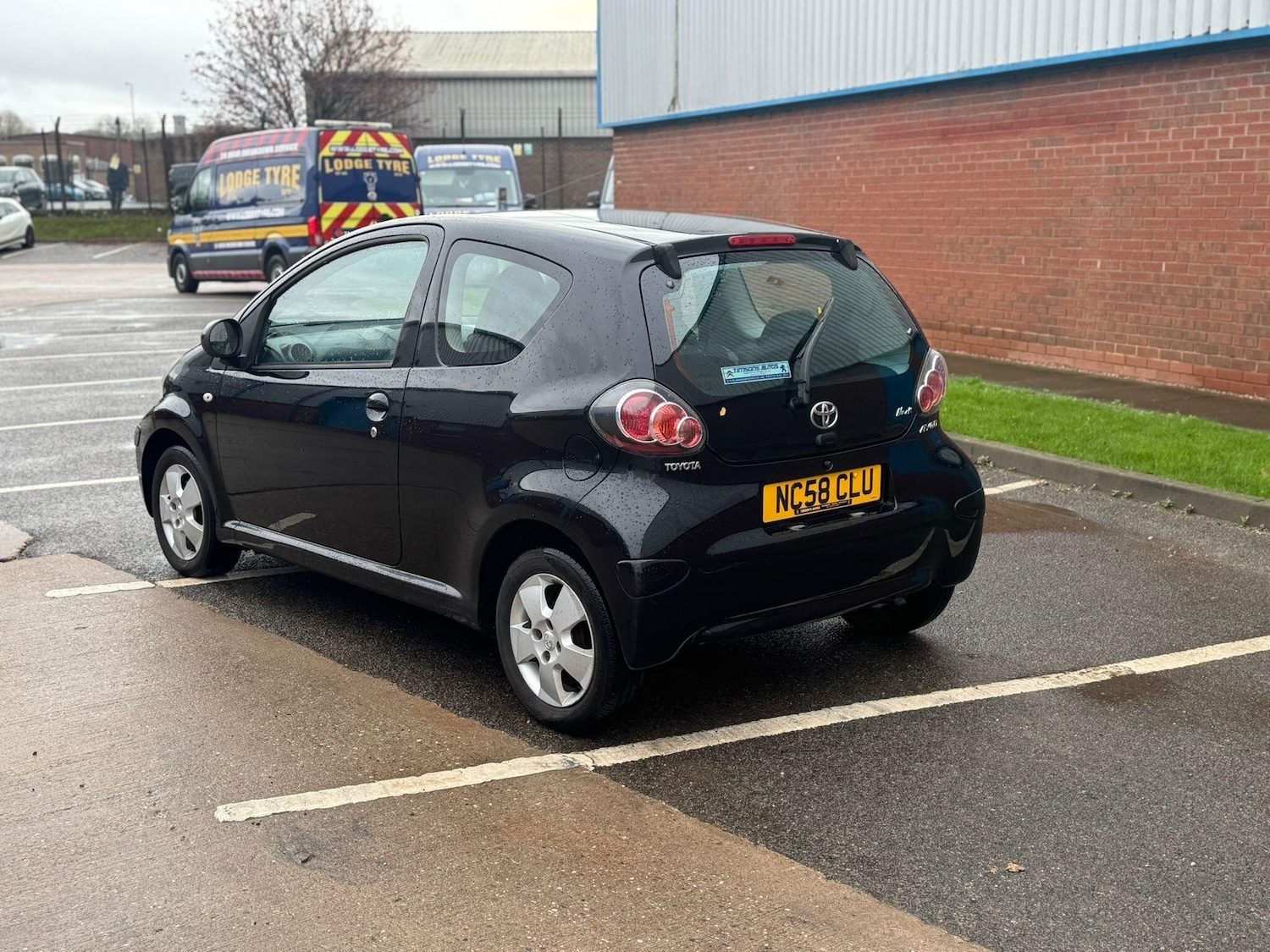 Used Toyota AYGO 2009 for sale - 76550548: Photo 5
