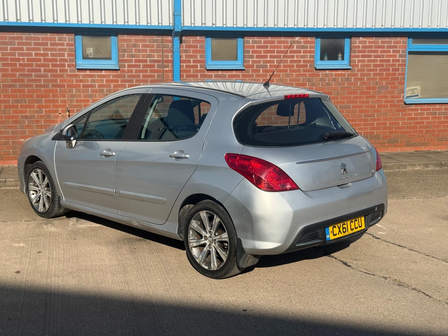Used Peugeot 308 for sale - 77752831: Photo 10