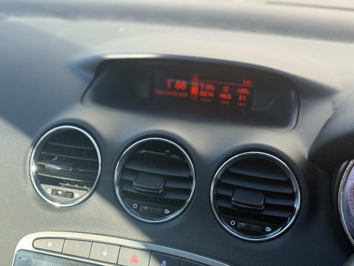 Used Peugeot 308 for sale - 77752831: Photo 33