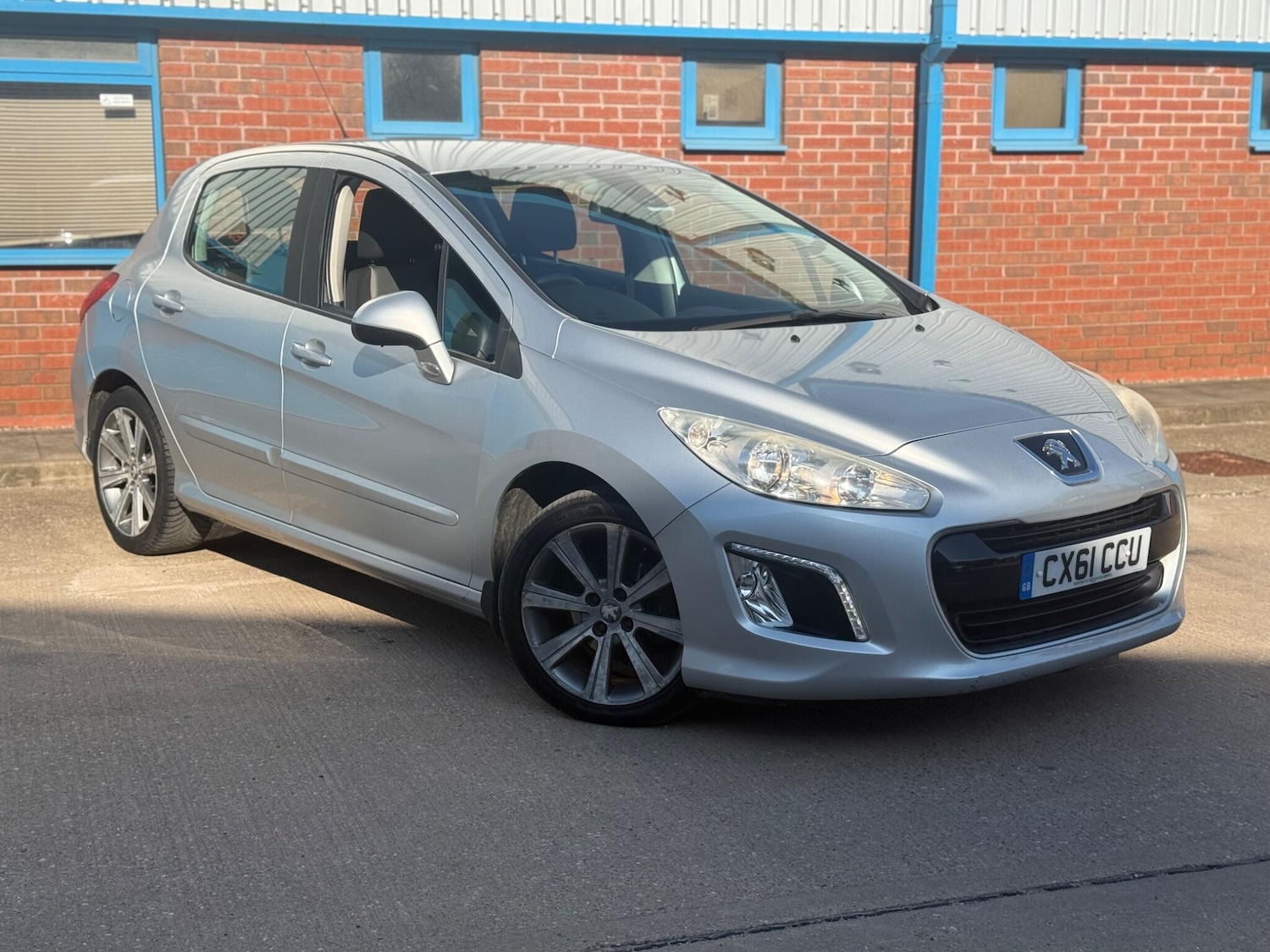 Used Peugeot 308 for sale - 77752831: Photo 5